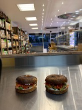 Notre zone d'activité pour ce service Coffee shop chaleureux offrant cafés, thés, et pâtisseries pour une pause gourmande conviviale